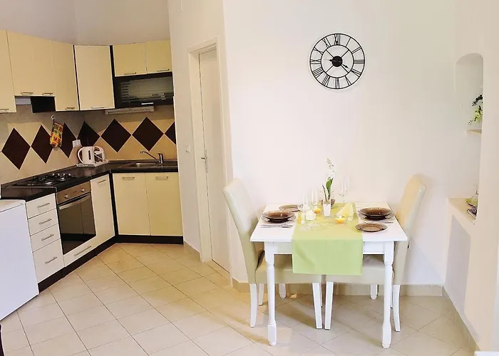 Διαμέρισμα By The Sea - 549